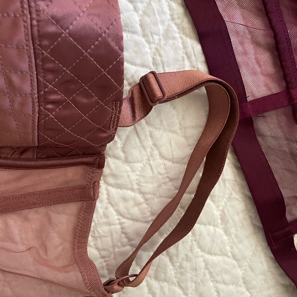 New no tags Victoria Secrets bra 34DD set of 2 / never used no tags - Picture 8 of 9